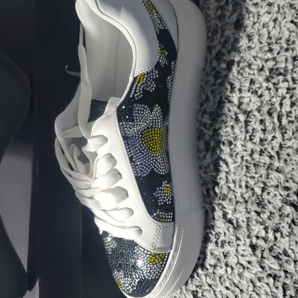 Betsey Johnson sunflowe tennis shoes rhinestones